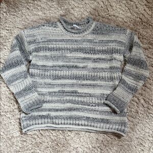 Time and Tru Crewneck Sweater in Gray and Cream